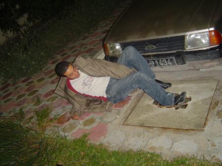 3ala wdhouk ya si khlifa